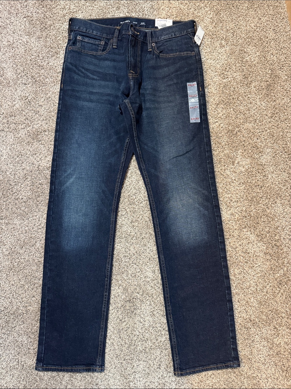 Old Navy Men's Straight Jeans in Dark Indigo Wash
